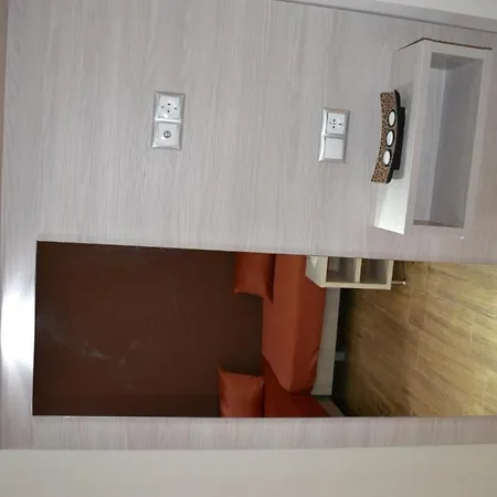 Apart-hotel Karavos 2*