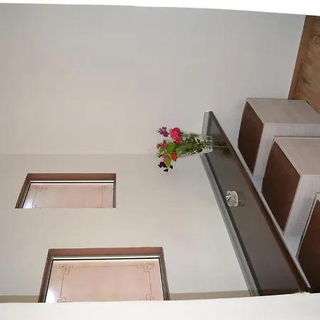 Karavos Apart-hotel 2*