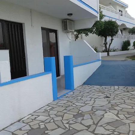 Karavos 2*